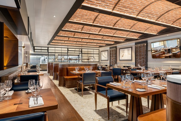 Oceania Cruises A-Class Ember 3.jpg